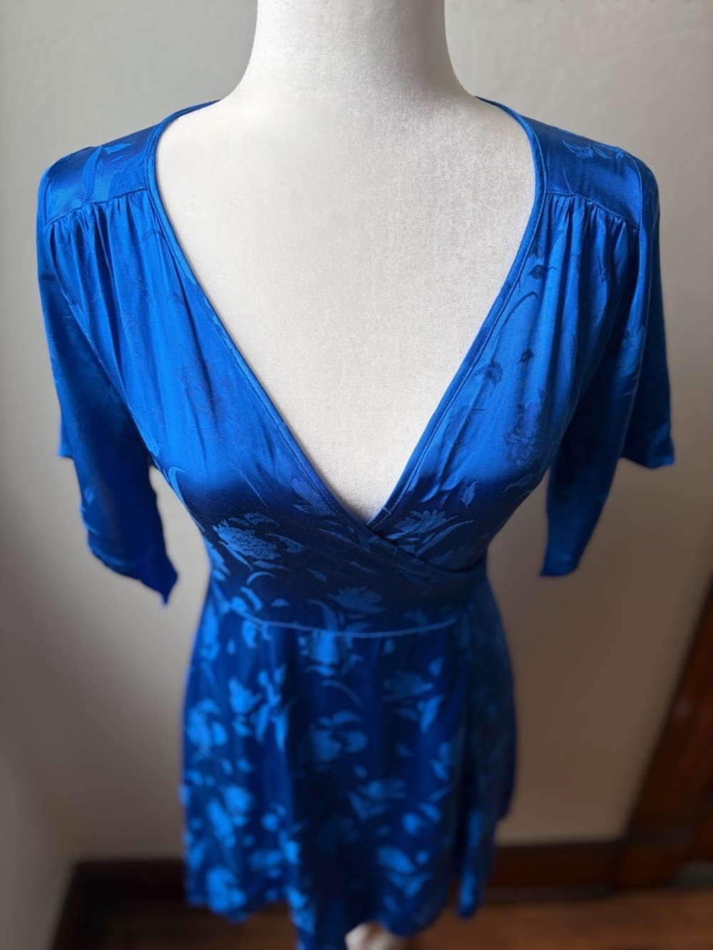 NWT Shore Monterey Wrap Dress Blue Satin Floral Jacquard Mini S - Picture 3 of 12